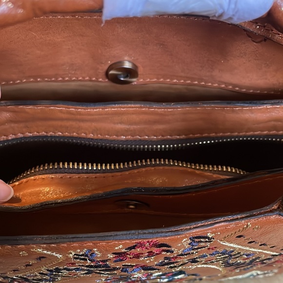 PATRICIA NASH crossbody tote Provencal Embroidery Collection and scarf set - Picture 3 of 4